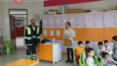 Şehitkâmil Belediye Başkanı Umut Yılmaz, 24 Kasım Öğretmenler Günü dolayısıyla
