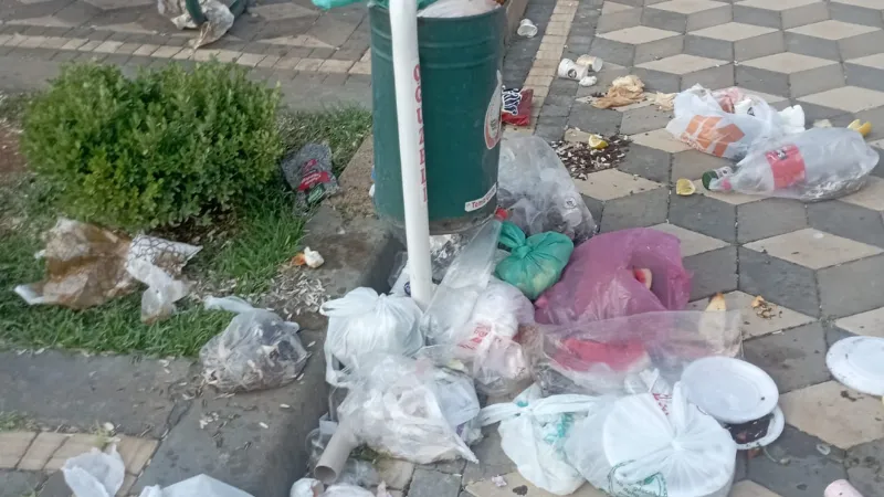 Oğuzeli Belediyesi’nden Temizlik Çağrısı: “Oğuzeli Hepimizin” Oğuzeli Belediyesi, çevre temizliği konusunda vatandaşlara çağrıda bulunarak, temiz bir
