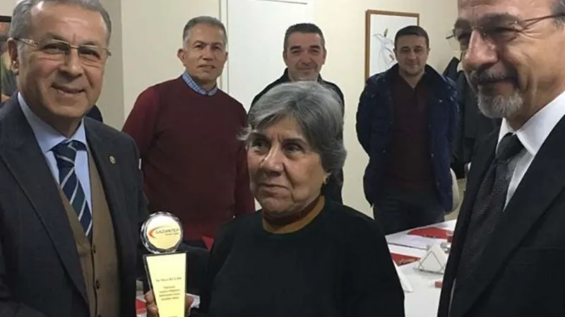 Gaziantepli Hayırsever Olcay Külah Hoca Sahipsiz Kaldı Gaziantepli emekli öğretmen Olcay Külah, yıllar boyunca biriktirdiği tüm mal