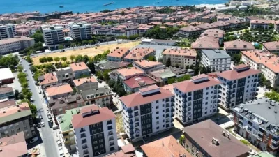 İstanbul Avcılar’da “Yarısı Bizden” kampanyası kapsamında yenilenen 40 yıllık 3