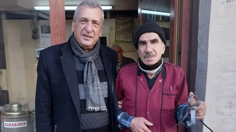Hasan Öztürkmen’den Kahvehane Esnafı İçin Çağrı Hasan Öztürkmen, zor durumdaki kahvehaneciler için çözüm önerilerini sıraladı