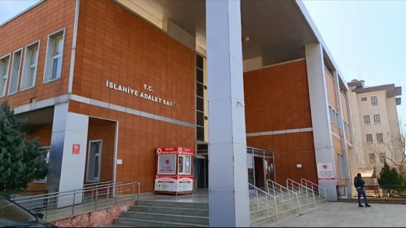 İslahiye’de Şok İddia: Sahte Raporla Tutuklama Skandalı! 1 islahiye adalet sarayi