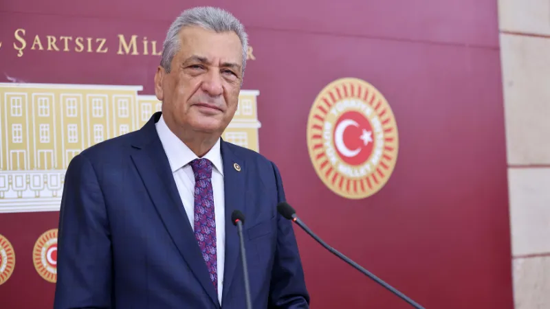 CHP Gaziantep Milletvekili Hasan Öztürkmen, 24 Kasım Öğretmenler Günü açıklamasında