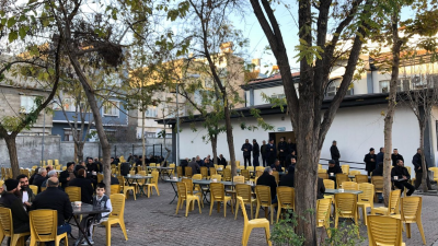 Gaziantep’in Şehitkamil ilçesine bağlı Beyreli köyünde Karaoğlan ailesi, cenazelerde mevlüt