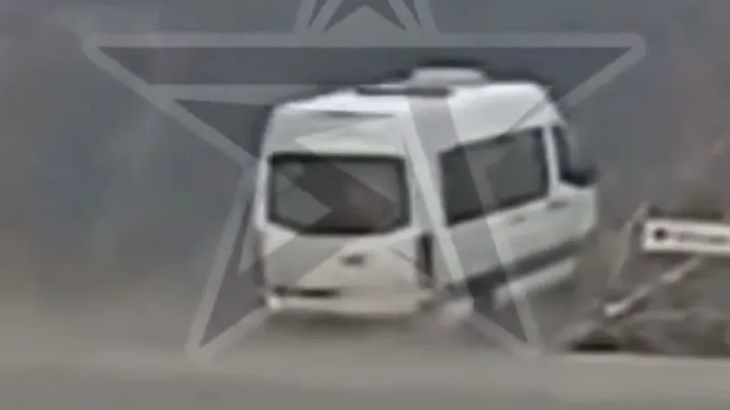 Gaziantep Nurdağı’nda Servis Aracı Uçuruma Yuvarlandı Tarım işçilerini taşıyan servis aracının şarampole devrildiği kazaya ait cep