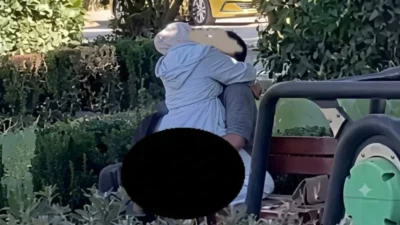 Fıstıklık Mahallesi'ndeki bir çocuk parkında kadın ve erkeğin sergilediği uygunsuz